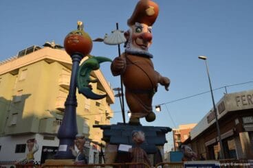 Falla Darrere del castell 2015