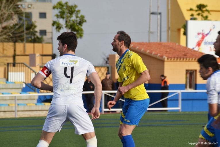 Gervasio pugnando por la posición