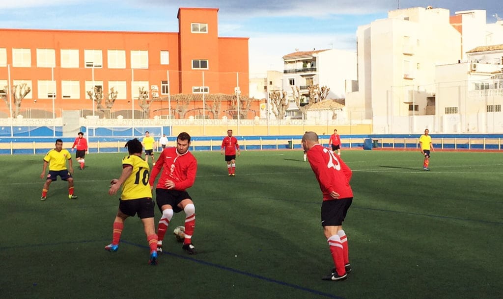 Jugadores del Colombianos FC en un partido de liga