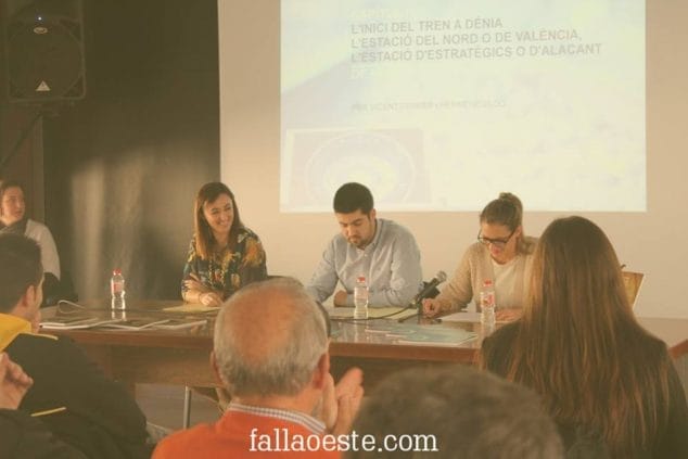 La falla Oeste presentó sus llibrets