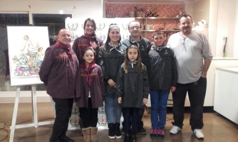 Las falleras mayores de Dénia en la presentación de bocetos de Les Roques