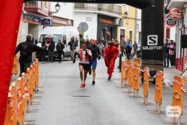 Llegada a meta de Arán y Martínez