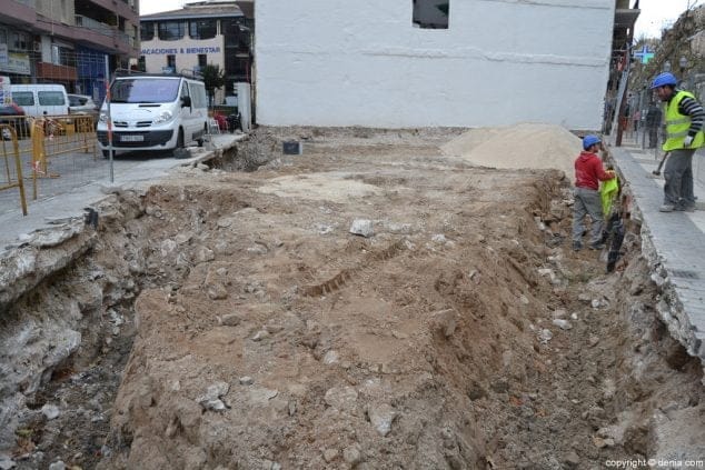 Obras de construcción en el antiguo Bar Mediterráneo