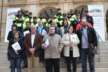 Presentación de los concejales y la policía de barrio en Dénia
