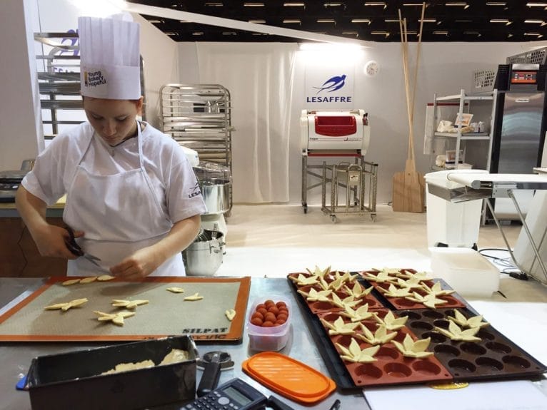 Raquel López en la cocina