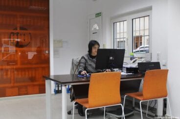 Treballadora Assegurances Baidal