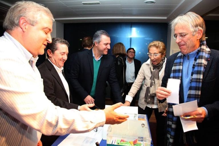 Votaciones de los patronos