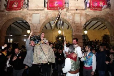Los cargos de la Oeste celebran su premio de 2022