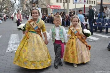 Ofrenda de Flores Fallas Dénia 2016 – Falla Camp Roig