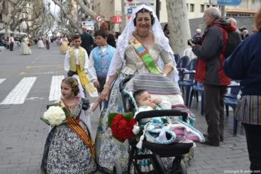 Ofrenda de Flores Fallas Dénia 2016 – Falla Camp Roig