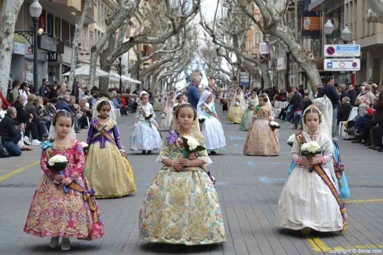 Ofrenda de Flores Fallas Dénia 2016 - Falla Campaments