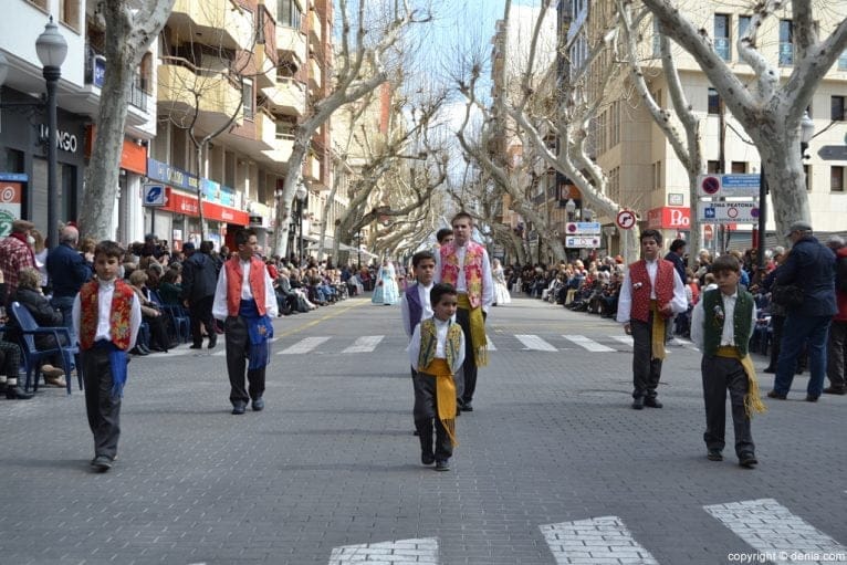 Ofrenda de Flores Fallas Dénia 2016 - Falla Darrere del Castell