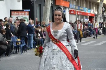 Ofrenda de Flores Fallas Dénia 2016 – Falla Darrere del castell – Ana ortiz