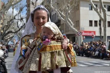 Ofrenda de Flores Fallas Dénia 2016 – Falla Les Roques