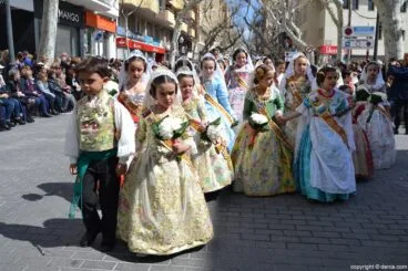 Ofrenda de Flores Fallas Dénia 2016 – Falla Saladar