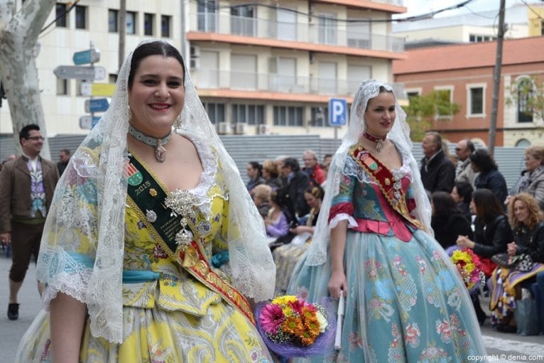 160 Ofrenda de Flores Fallas Dénia 2016 - Representantes de San Vicente del Raspeig