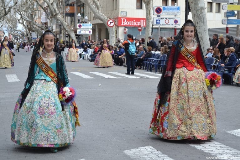 161 Ofrenda de Flores Fallas Dénia 2016 - Candela Pastor y Paloma Mengual