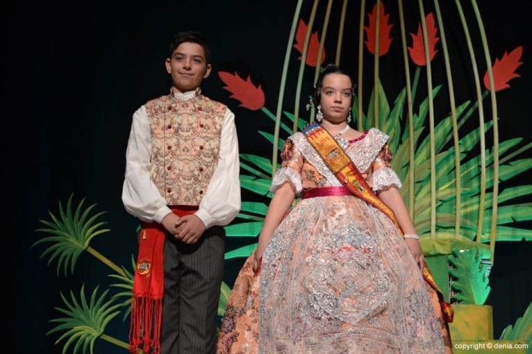 Presentación infantil París Pedrera 2015 - Cargos infantiles