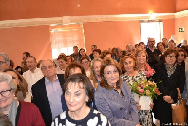 Dénia homenajea a la Hermana Pilar Adell, la mujer "que dio vida a los años" 27 22 homenaje a la hermana pilar adell asistentes