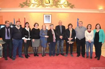 Homenaje a la Hermana Pilar Adell – Corporación municipal