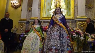 25 Ofrenda de flores fallas Dénia 2016 – Marina y Alejandra