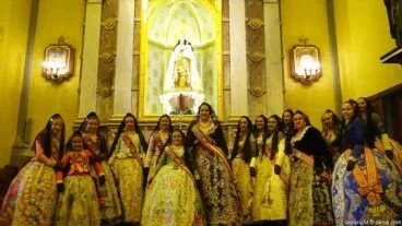 33 Ofrenda de flores fallas Dénia 2016 – Cortes de honor de las falleras mayores de Dénia