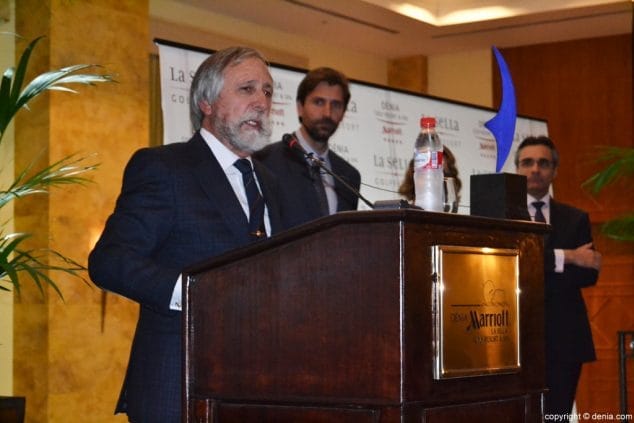 El CEDMA entrega sus premios anuales en una gala concurrida y reivindicativa 37 34 Gala Premios CEDMA 2016 Gabriel Martínez
