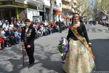 Ofrenda de flores Fallas de Dénia 2014 – Diana – Zaira Pastor e Iker Sahuquillo