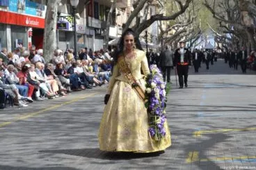 Ofrenda de flores Fallas de Dénia 2014 – Diana – Clara Cornejo
