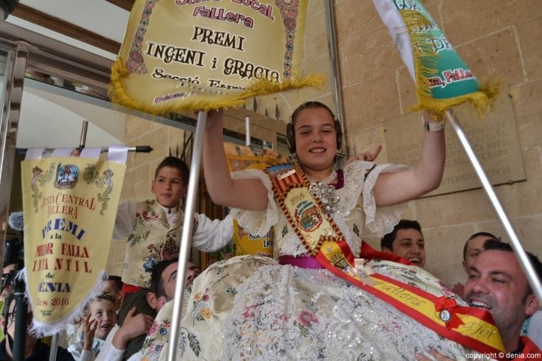 Premios fallas infantiles Dénia 2016 - Arantxa y Norberto