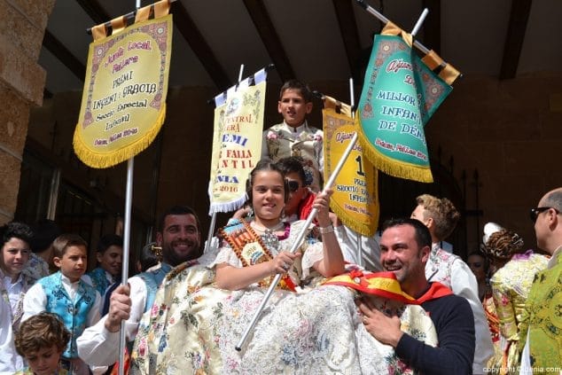 43 premios fallas infantiles denia 2016 cargos de paris pedrera