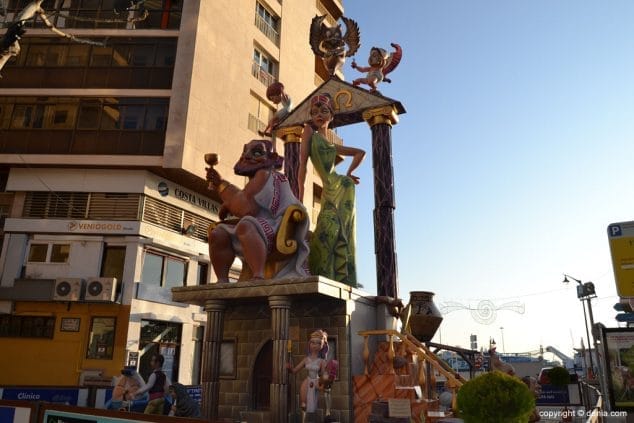 Falla Port Rotes 2015