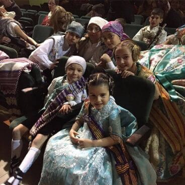 Falleros de Campaments en la gala infantil