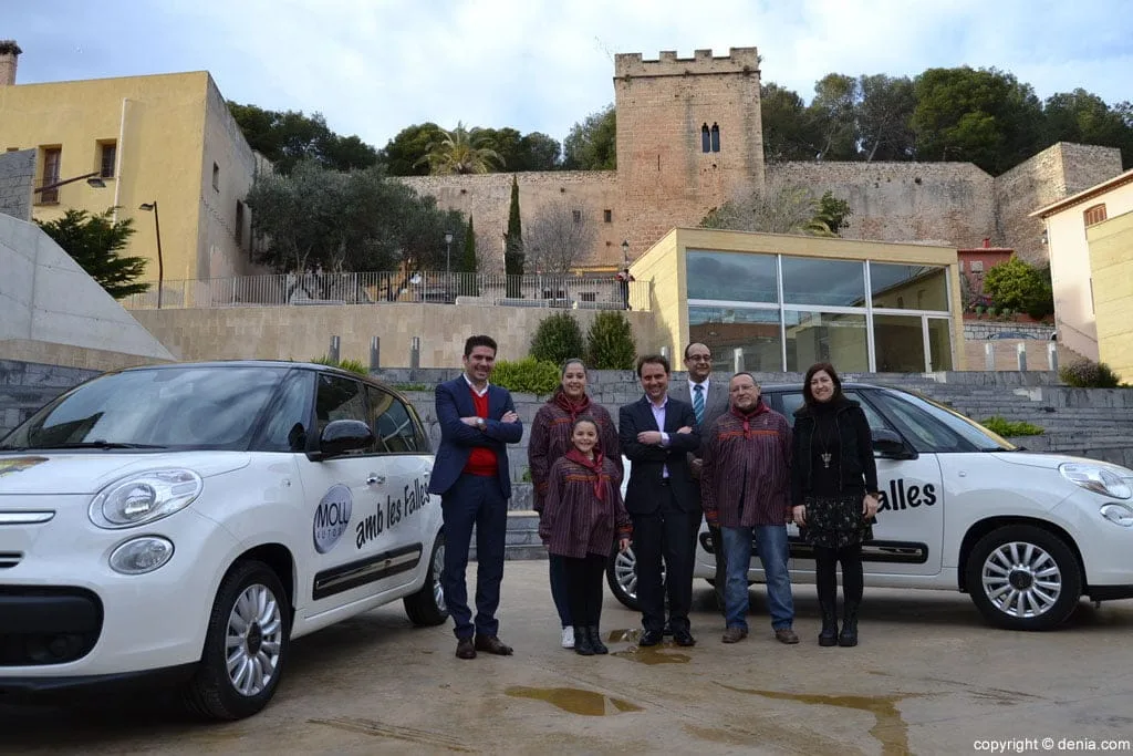 Las noticias más leídas en Dénia.com del 7 al 12 de marzo 5 coches-oficiales-de-las-falleras-mayores-de-denia