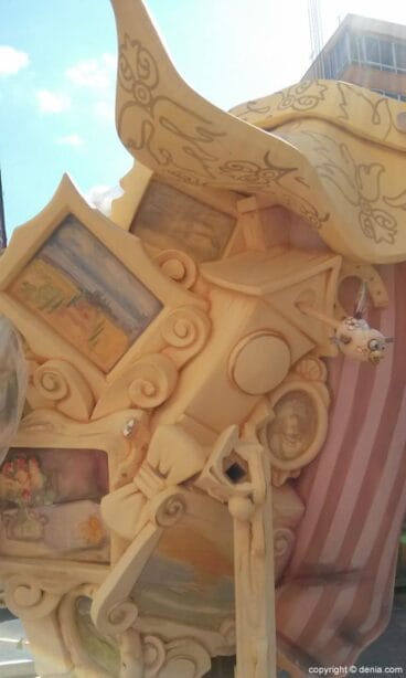 Detalle de la falla París Pedrera