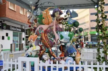 Falla París Pedrera Infantil 2016