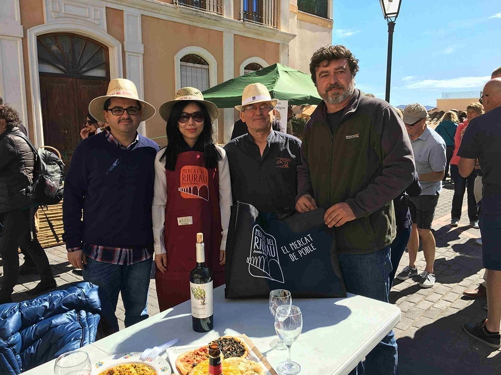 Fang Li en el Mercat del Riurau