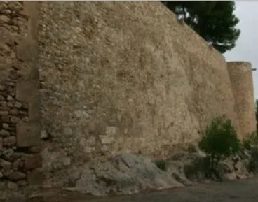 muralla del castillo de denia