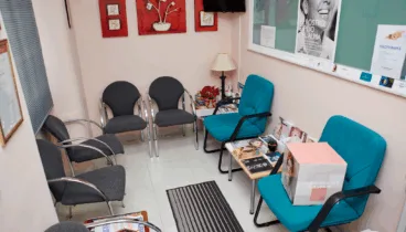 Sala de espera de Clínica Médica Montgó
