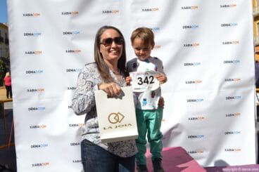Entrega de premios 3º Marcha Solidaria Raquel Payà – Ganadora La Joia