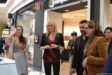 Spring Fashion Shopping Portal de la Marina – Carolina Cerezuela
