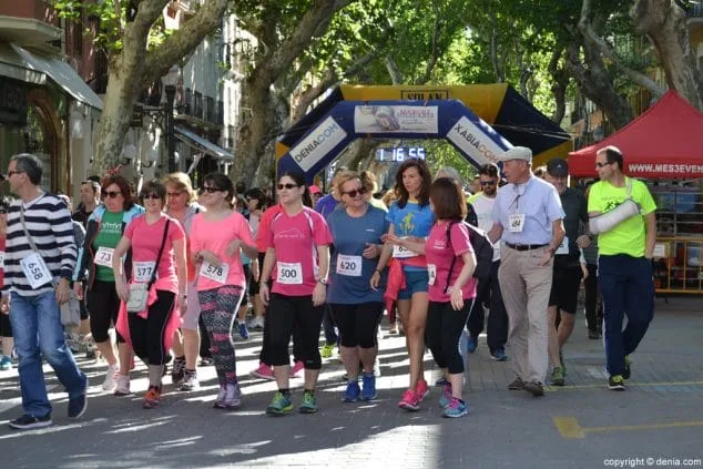 042 3a marcha solidaria a favor del cee raquel paya salida de caminantes