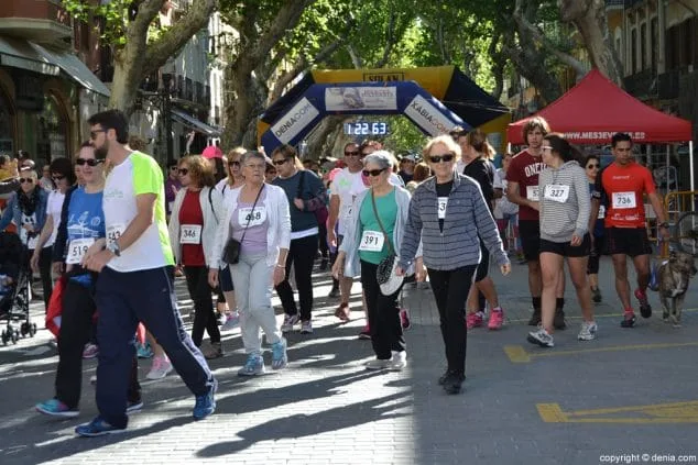 045 3a marcha solidaria a favor del cee raquel paya salida de caminantes