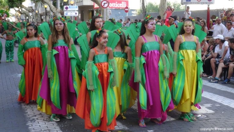 Carrozas Dénia 2015 - Comparsa infantil Baix la Mar