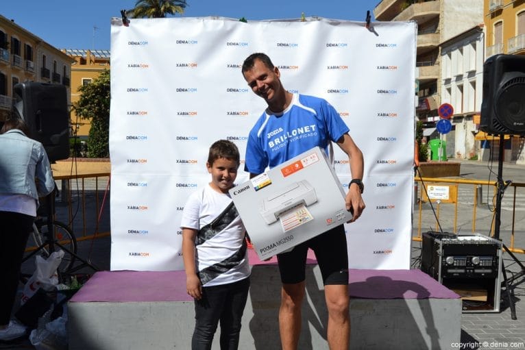 Entrega de premios 3º Marcha Solidaria Raquel Payà - ganador Masquecartucho