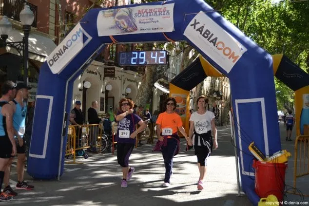 223 3a marcha solidaria a favor del cee raquel paya llegada a meta