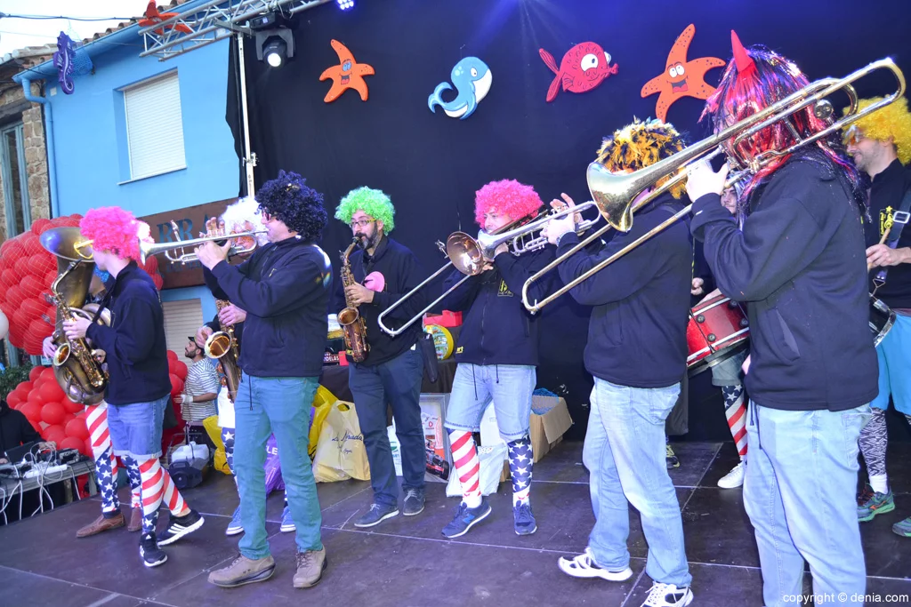 Carnaval infantil Dénia 2016 – Cachorras Band