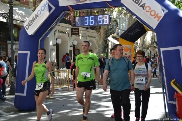 287 3a marcha solidaria a favor del cee raquel paya llegada a meta