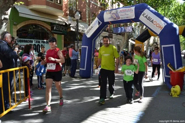 291 3a marcha solidaria a favor del cee raquel paya llegada a meta