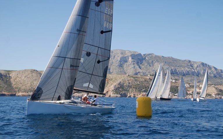 Barcos durante la regata